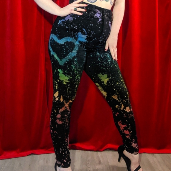 custom Denim - Custom splatter scene kid jeans - bleach paint and tie dye on AEO Curvy Jeggings
